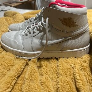 Air Jordan 1 High Nouveau 'Medium Beige’